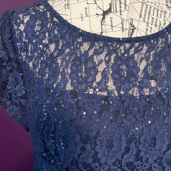 SLNY Plus Sized Tea Length Gown - Picture 3 of 10